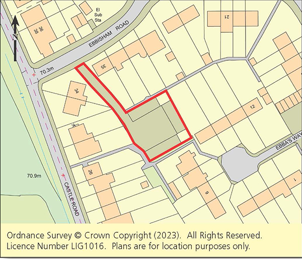 Lot: 110 - LAND WITH PLANNING FOR FOUR HOUSES -
